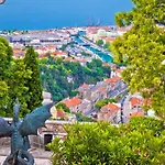 One - Happy Appartement Kostrena