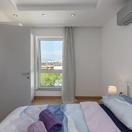 Apartment One - Happy